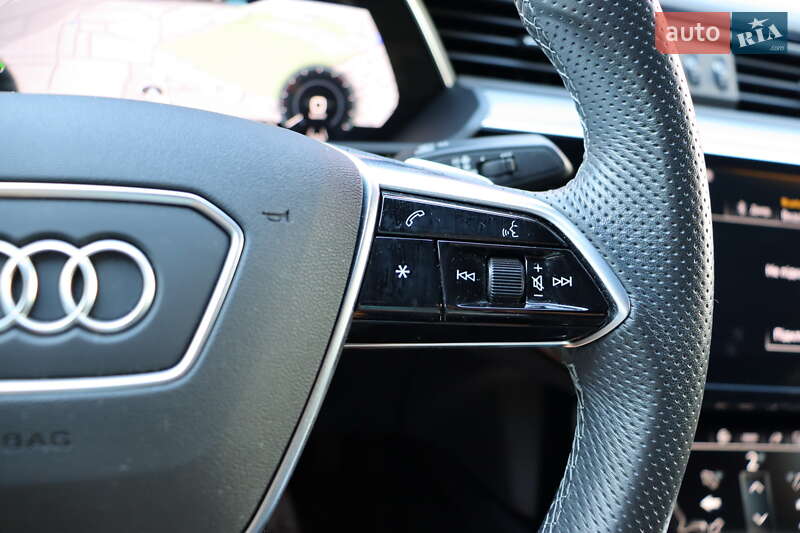 Внедорожник / Кроссовер Audi e-tron Sportback 2022 в Львове