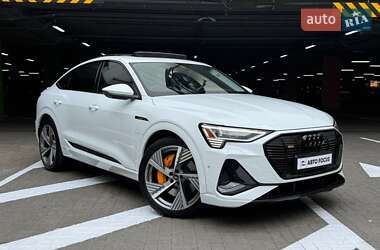Внедорожник / Кроссовер Audi e-tron Sportback 2022 в Киеве
