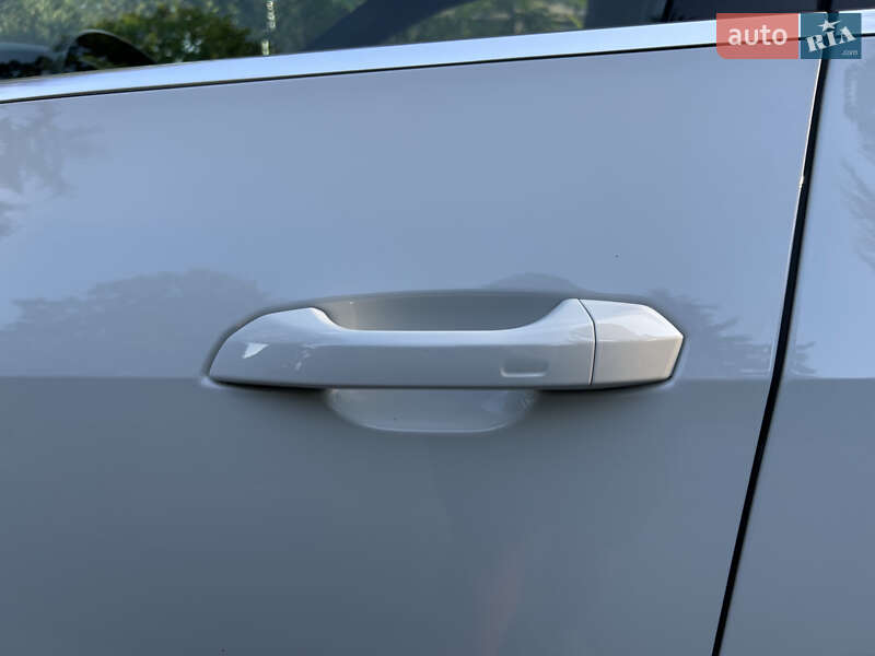 Внедорожник / Кроссовер Audi e-tron Sportback 2020 в Днепре фото 23 Внедорожник / Кроссовер Audi e-tron Sportback 2020 в Днепре