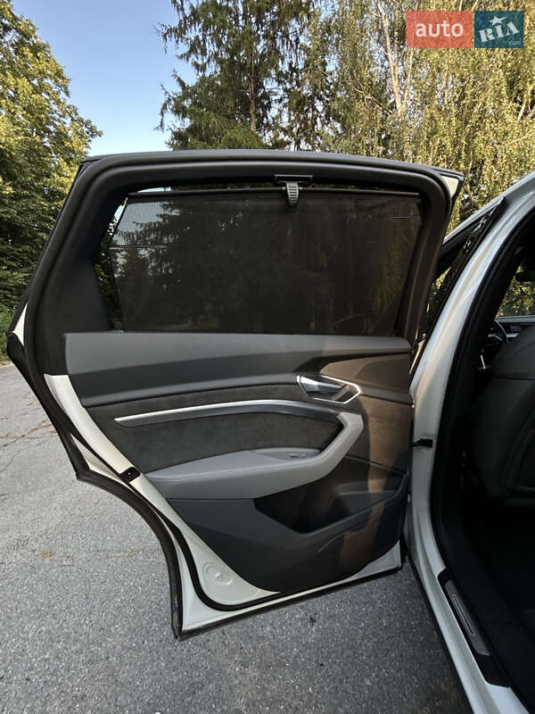 Внедорожник / Кроссовер Audi e-tron Sportback 2020 в Днепре фото 37 Внедорожник / Кроссовер Audi e-tron Sportback 2020 в Днепре