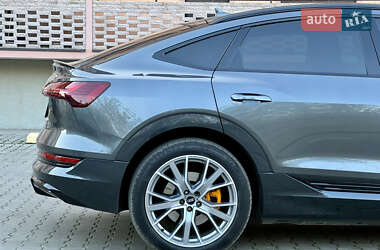 Внедорожник / Кроссовер Audi e-tron Sportback 2021 в 