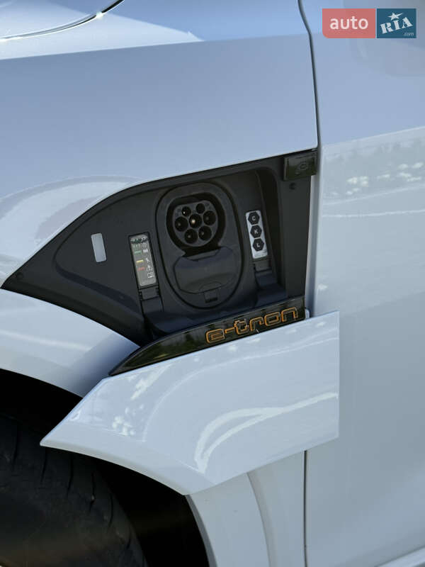 Позашляховик / Кросовер Audi e-tron Sportback 2022 в Луцьку фото 11 Позашляховик / Кросовер Audi e-tron Sportback 2022 в Луцьку