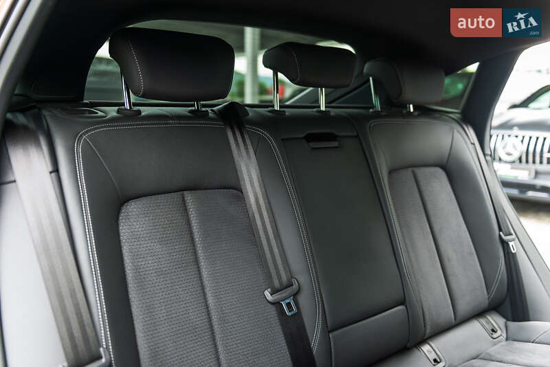 Позашляховик / Кросовер Audi e-tron Sportback 2022 в Мукачевому