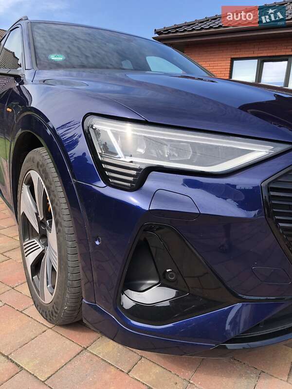 Позашляховик / Кросовер Audi e-tron Sportback 2021 в Києві фото 30 Позашляховик / Кросовер Audi e-tron Sportback 2021 в Києві
