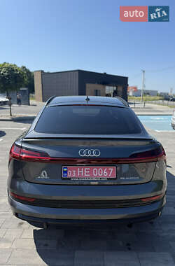 Внедорожник / Кроссовер Audi e-tron Sportback 2022 в 