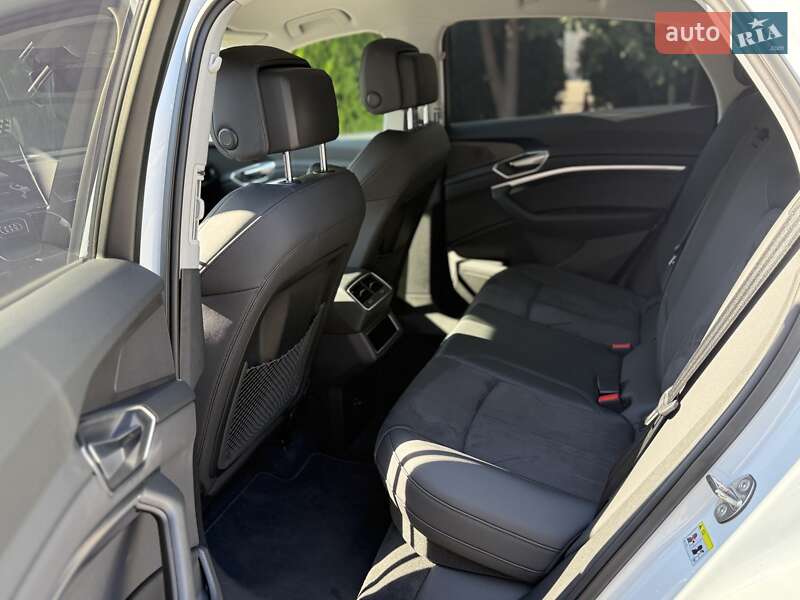 Позашляховик / Кросовер Audi e-tron Sportback 2021 в Одесі