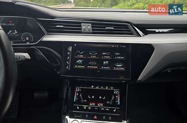 Внедорожник / Кроссовер Audi e-tron Sportback 2020 в 