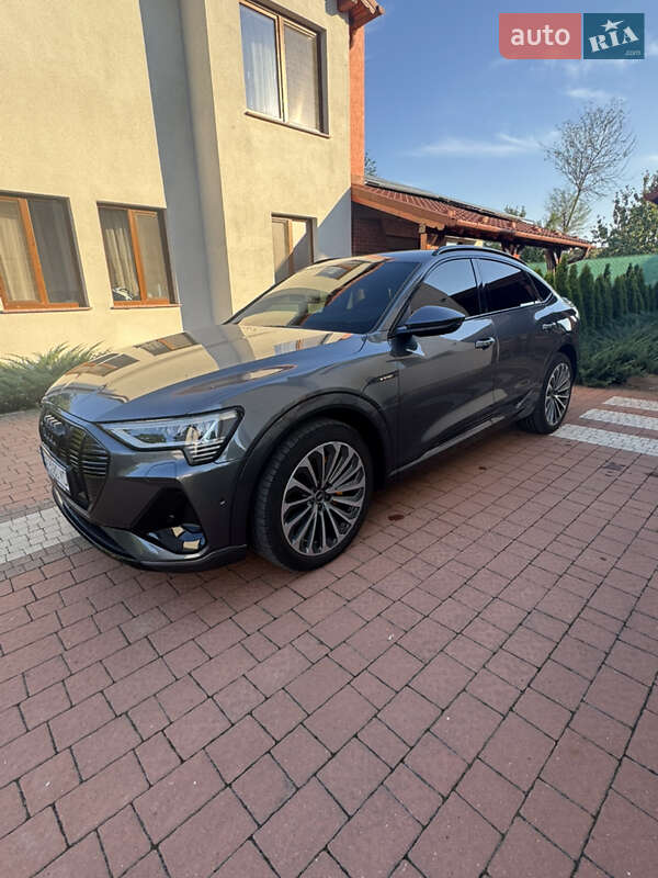 Audi e-tron Sportback 2021