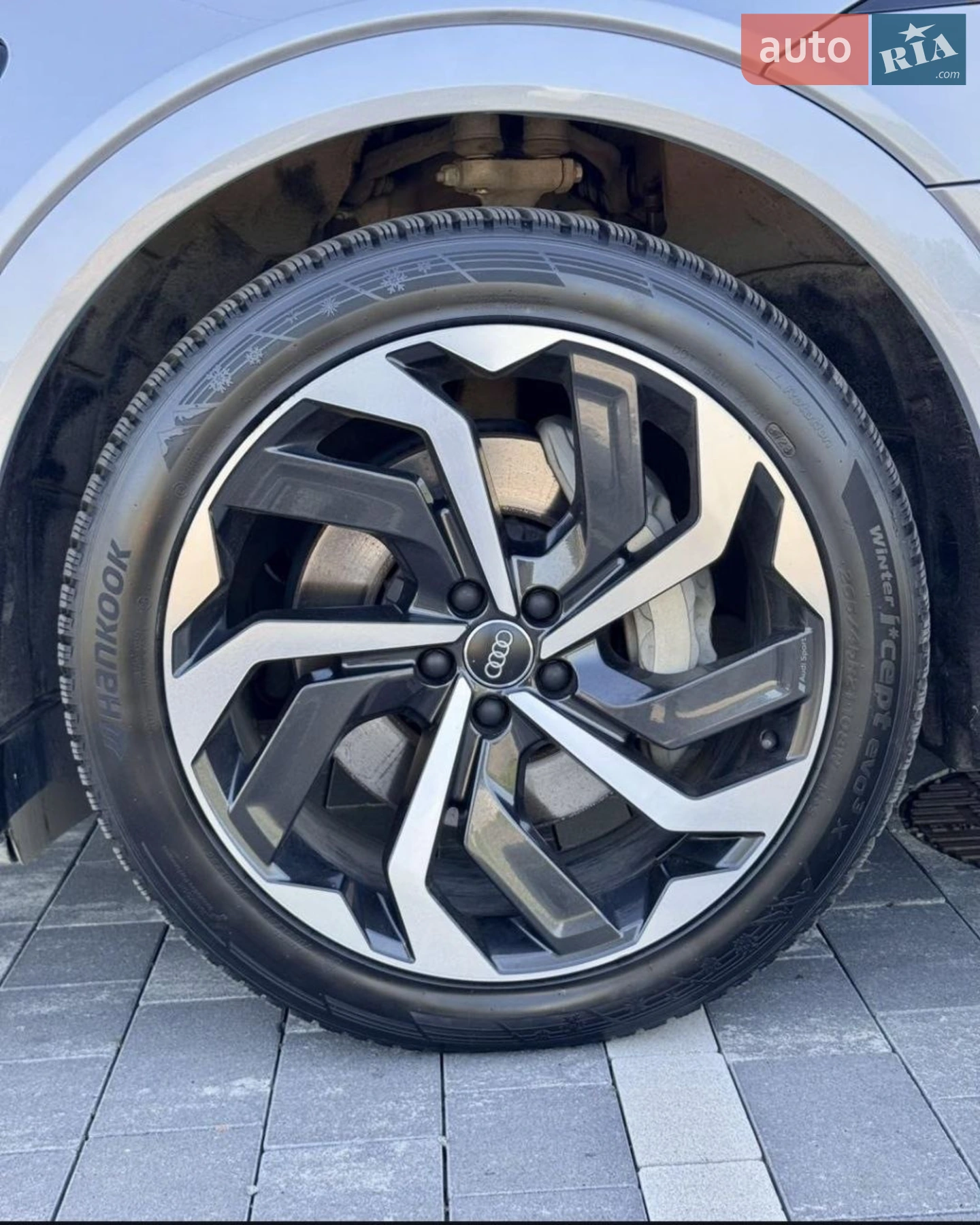 2020 Audi e-tron Sportback - мініатюра 11