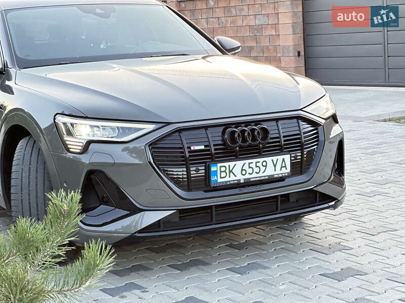 Внедорожник / Кроссовер Audi e-tron Sportback 2022 в Ровно фото 6 Внедорожник / Кроссовер Audi e-tron Sportback 2022 в Ровно