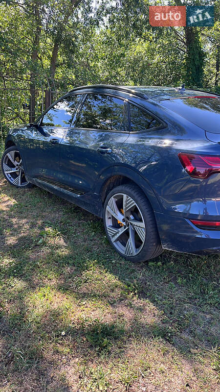 Внедорожник / Кроссовер Audi e-tron Sportback 2022 в Ахтырке