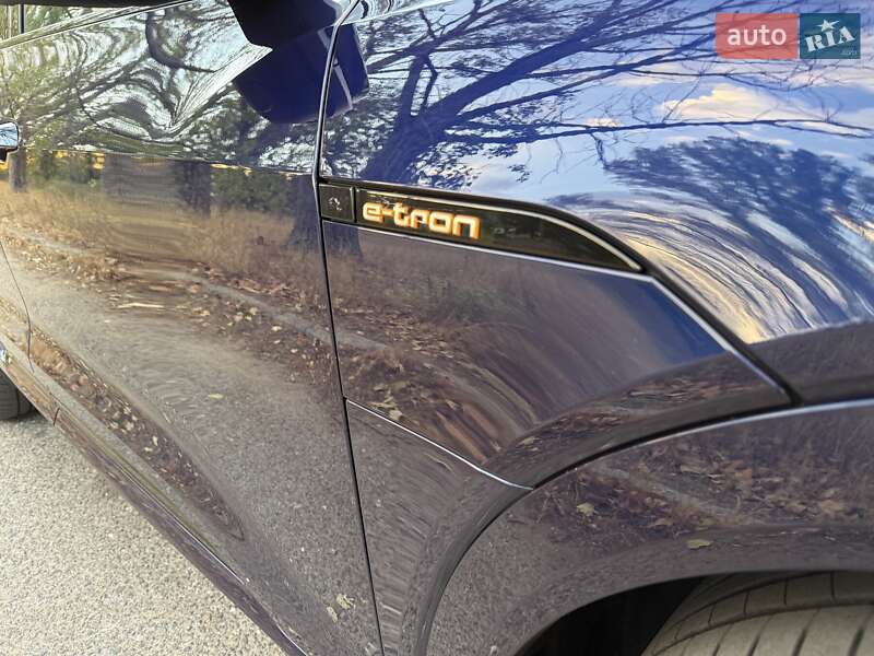 Внедорожник / Кроссовер Audi e-tron Sportback 2020 в Белгороде-Днестровском