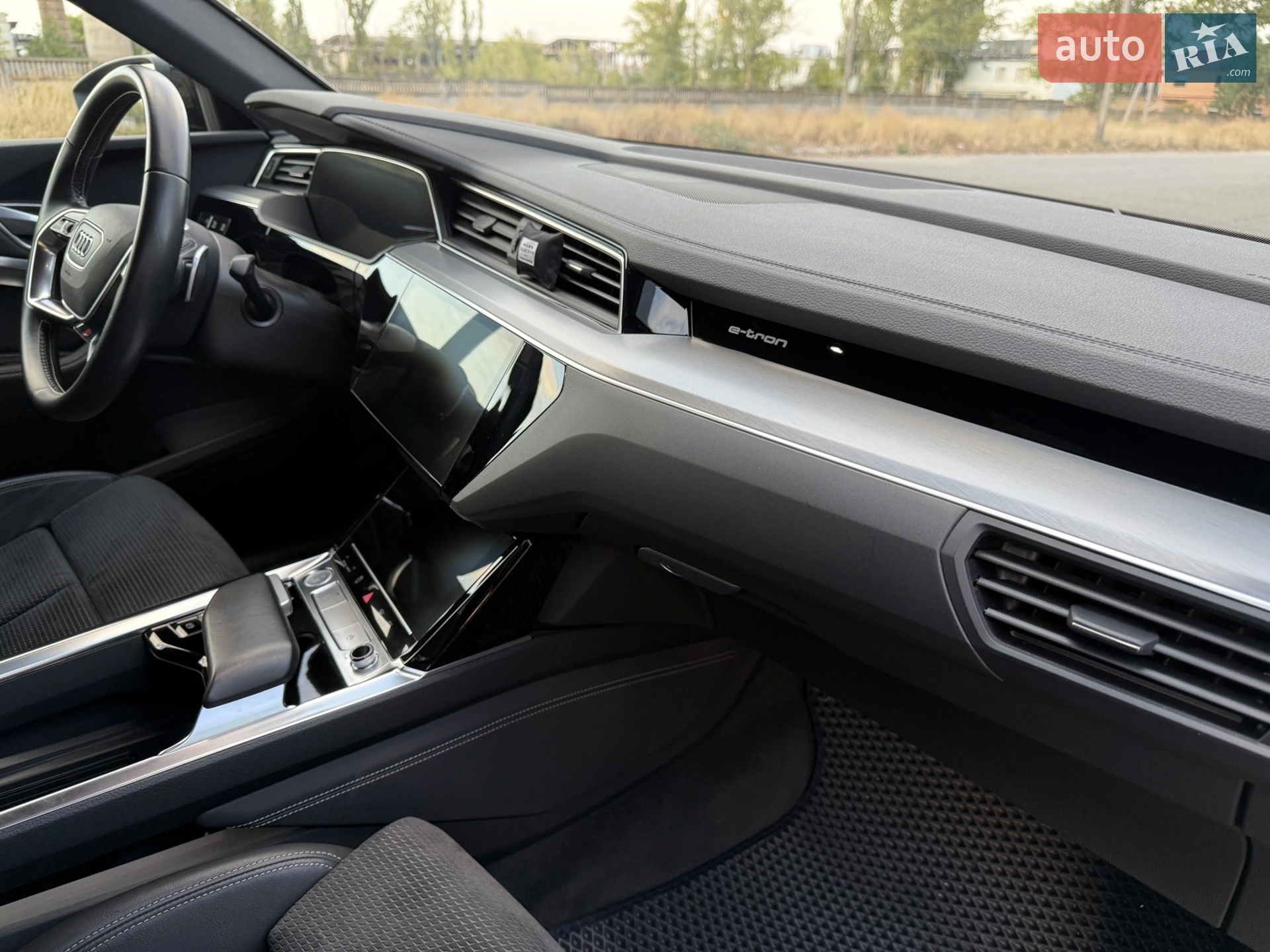 2020 Audi e-tron Sportback - мініатюра 47