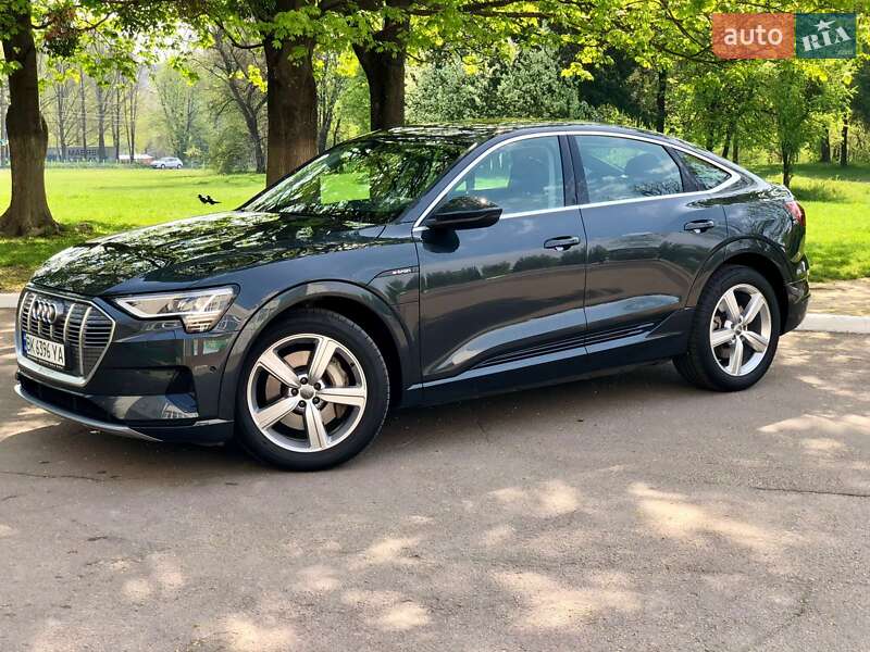 Внедорожник / Кроссовер Audi e-tron Sportback 2020 в Ровно