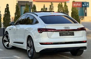 Внедорожник / Кроссовер Audi e-tron Sportback 2022 в 