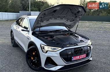 Внедорожник / Кроссовер Audi e-tron Sportback 2022 в 