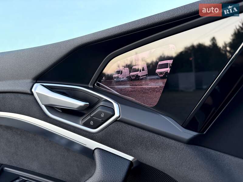 Внедорожник / Кроссовер Audi e-tron Sportback 2022 в Киеве