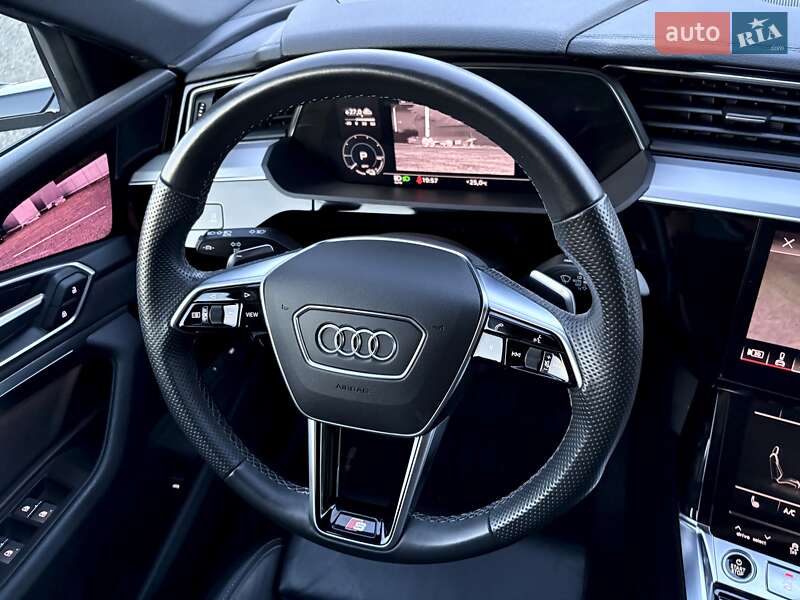 Внедорожник / Кроссовер Audi e-tron Sportback 2022 в Киеве