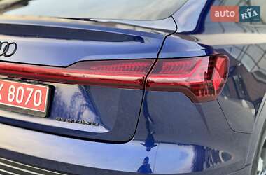 Внедорожник / Кроссовер Audi e-tron Sportback 2021 в 