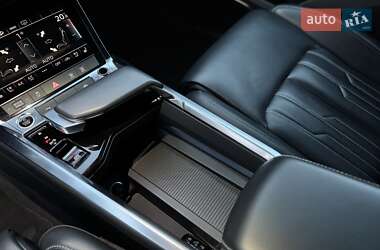 Внедорожник / Кроссовер Audi e-tron Sportback 2021 в 