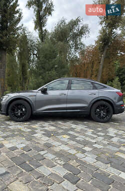 Внедорожник / Кроссовер Audi e-tron Sportback 2022 в 