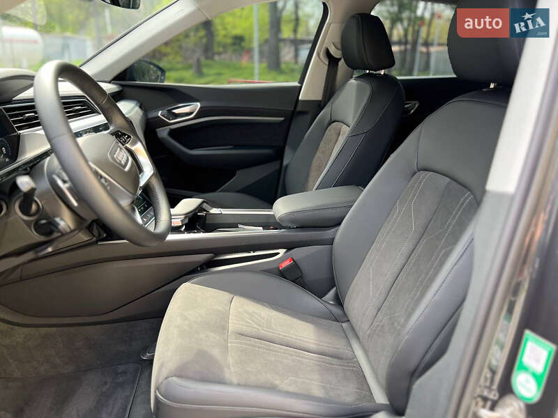 Внедорожник / Кроссовер Audi e-tron Sportback 2022 в Днепре