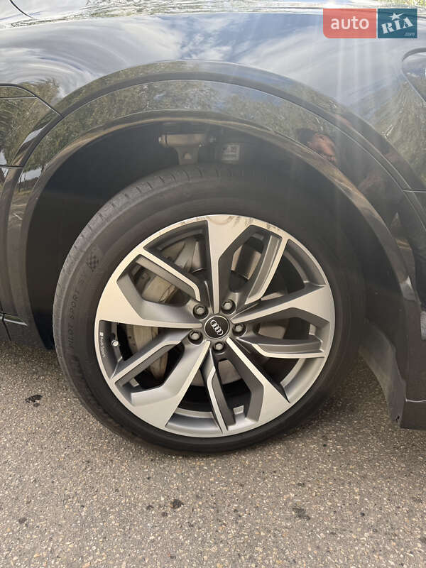 Позашляховик / Кросовер Audi e-tron Sportback 2020 в Дніпрі