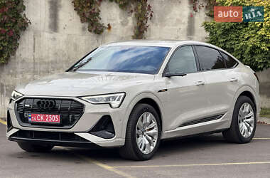 Внедорожник / Кроссовер Audi e-tron Sportback 2021 в 