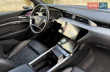 Внедорожник / Кроссовер Audi e-tron Sportback 2021 в 
