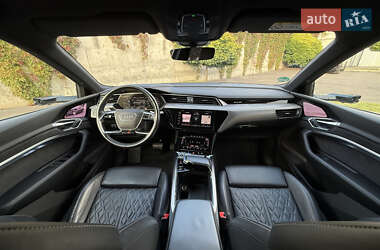 Внедорожник / Кроссовер Audi e-tron Sportback 2021 в 