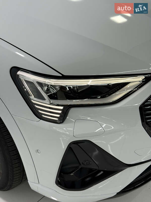 Позашляховик / Кросовер Audi e-tron Sportback 2022 в Одесі