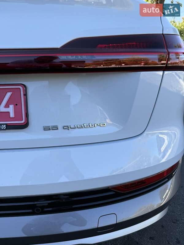 Внедорожник / Кроссовер Audi e-tron Sportback 2022 в Харькове