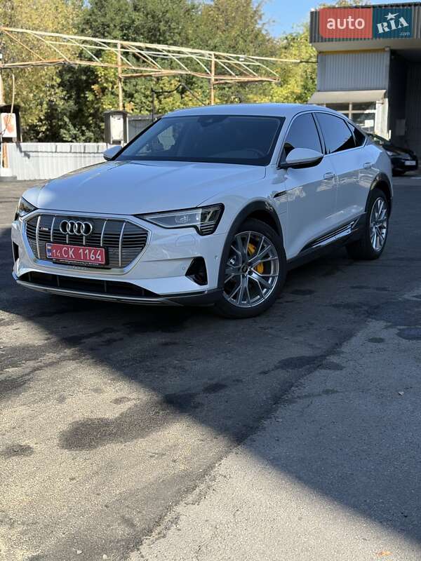 Внедорожник / Кроссовер Audi e-tron Sportback 2022 в Харькове