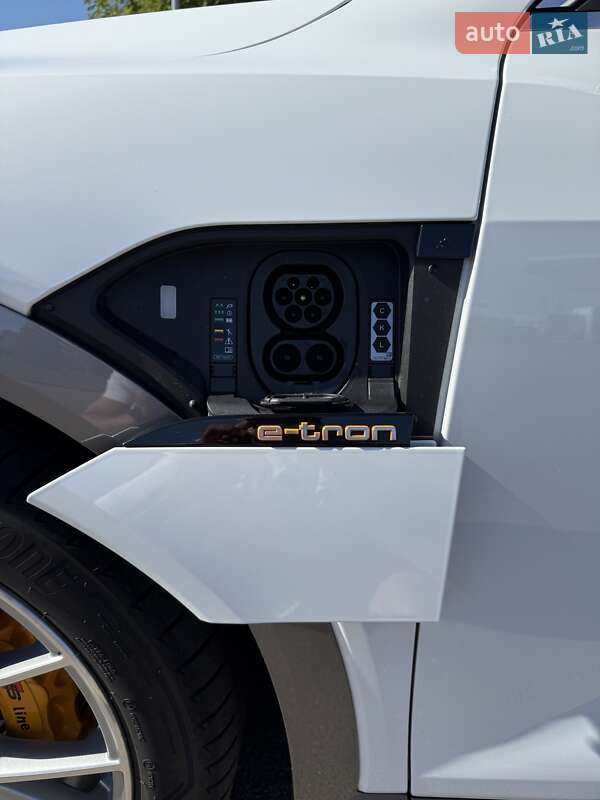 Внедорожник / Кроссовер Audi e-tron Sportback 2022 в Харькове