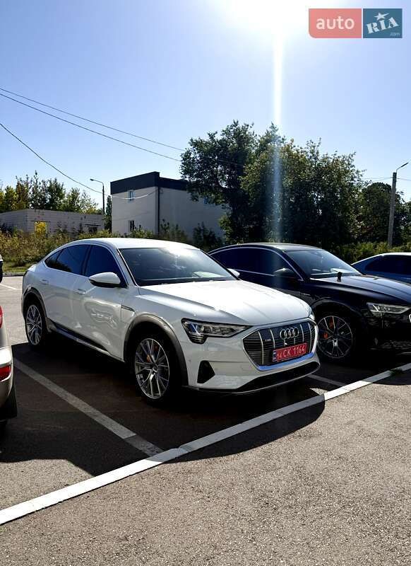Внедорожник / Кроссовер Audi e-tron Sportback 2022 в Харькове