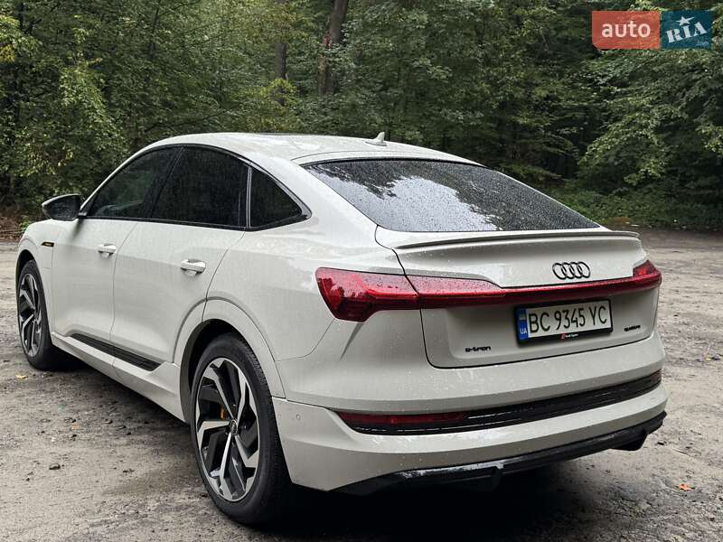 Внедорожник / Кроссовер Audi e-tron Sportback 2022 в Львове
