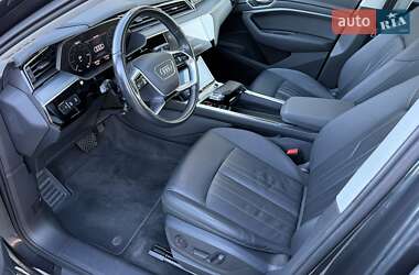 Внедорожник / Кроссовер Audi e-tron Sportback 2020 в 