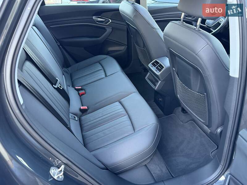 Внедорожник / Кроссовер Audi e-tron Sportback 2020 в Коломые фото 11 Внедорожник / Кроссовер Audi e-tron Sportback 2020 в Коломые