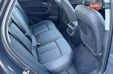 Внедорожник / Кроссовер Audi e-tron Sportback 2020 в 