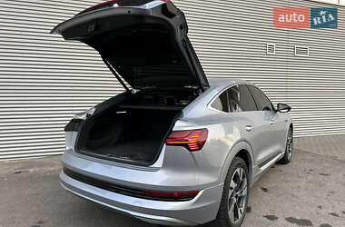Внедорожник / Кроссовер Audi e-tron Sportback 2021 в 
