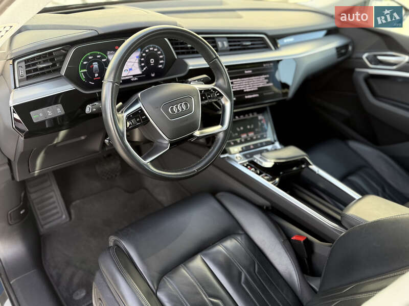 Внедорожник / Кроссовер Audi e-tron Sportback 2021 в Львове
