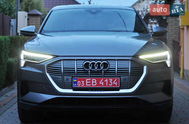 Позашляховик / Кросовер Audi e-tron Sportback 2022 в Ковелі