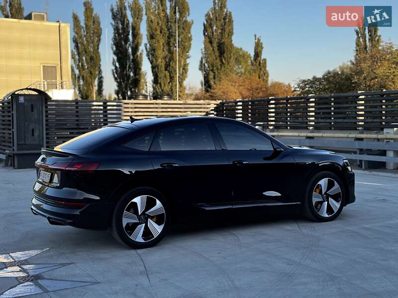 Внедорожник / Кроссовер Audi e-tron Sportback 2020 в Киеве фото 8 Внедорожник / Кроссовер Audi e-tron Sportback 2020 в Киеве
