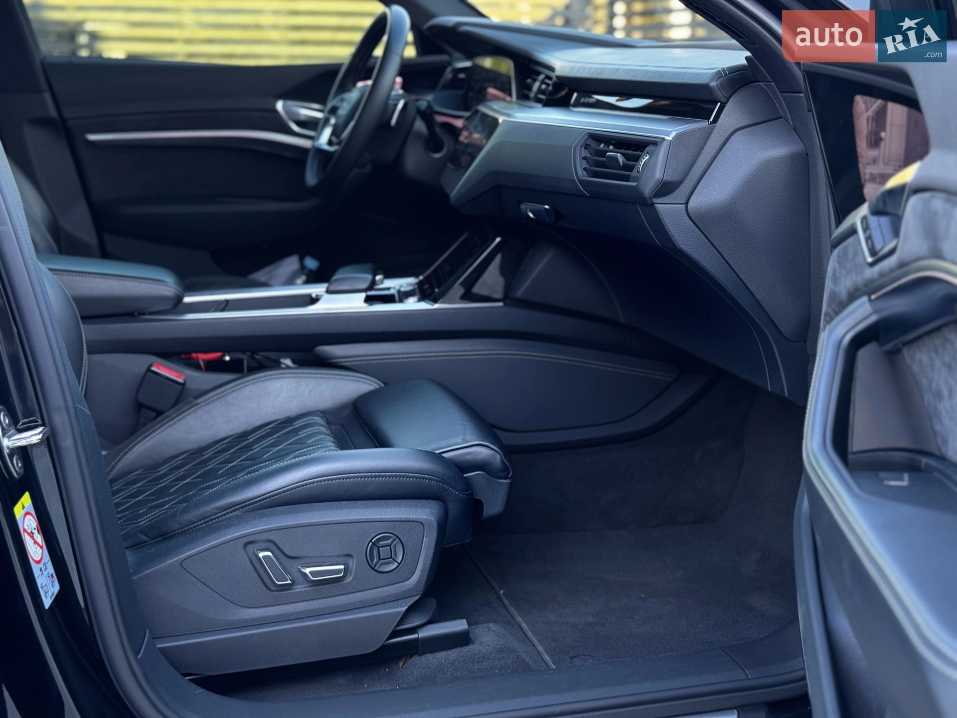 2020 Audi e-tron Sportback - мініатюра 57