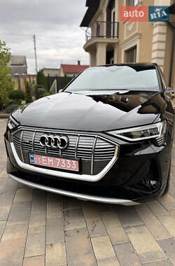 Внедорожник / Кроссовер Audi e-tron Sportback 2023 в 