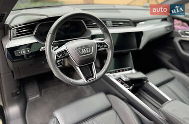 Внедорожник / Кроссовер Audi e-tron Sportback 2023 в 