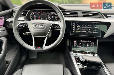 Внедорожник / Кроссовер Audi e-tron Sportback 2023 в 