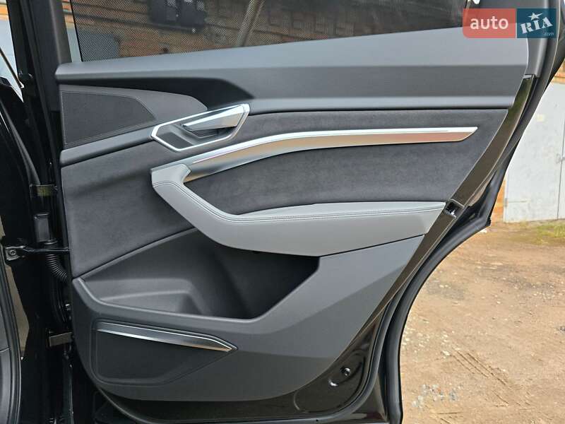 Внедорожник / Кроссовер Audi e-tron Sportback 2022 в Житомире