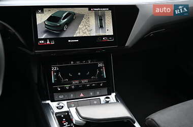Внедорожник / Кроссовер Audi e-tron Sportback 2022 в 