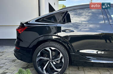 Внедорожник / Кроссовер Audi e-tron Sportback 2021 в 